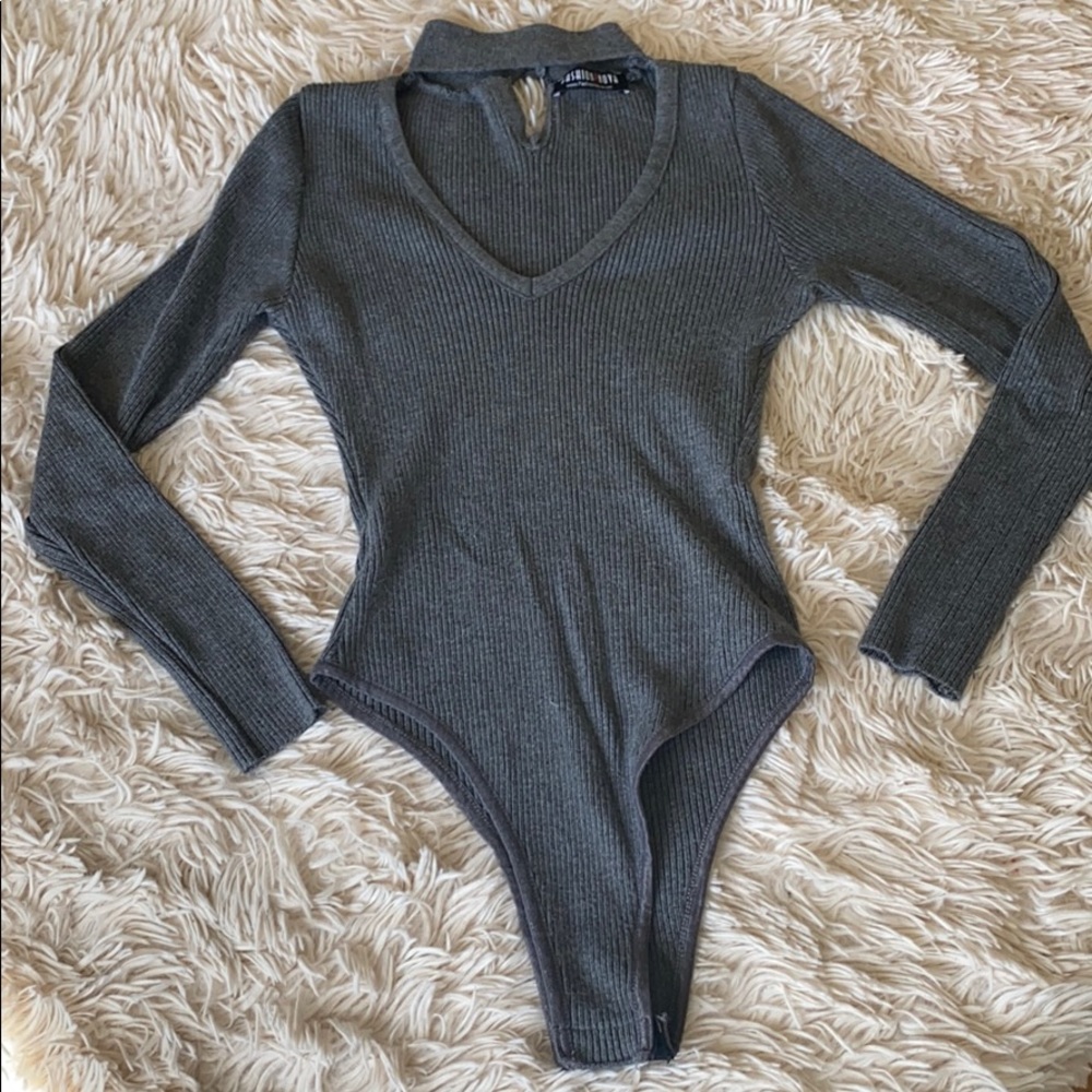 Fashion nova bodysuit - built in choker - Picture 1 of 2